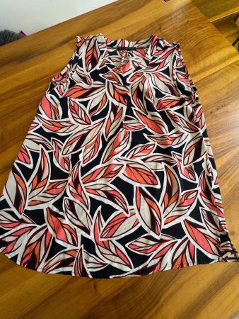 Betty Barclay Damen Top 36 traumschöner Print V-Ausschnitt