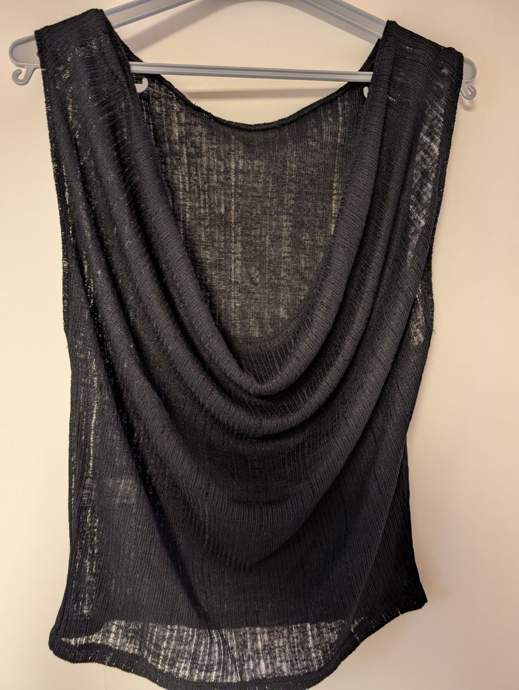 Pull&Bear Top: Pull and bear very sexy top – Usato da Zermatt venduto da msz_nb9h