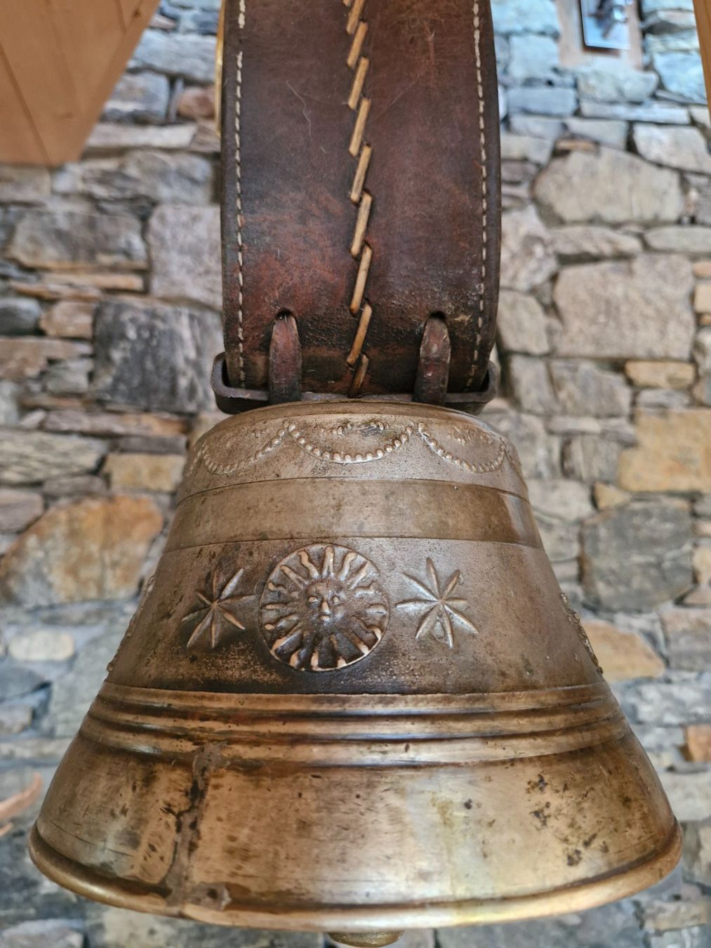 Glocken & Treicheln: Glocke Treichel – Gebraucht aus Guarda von rue_bpd7 2