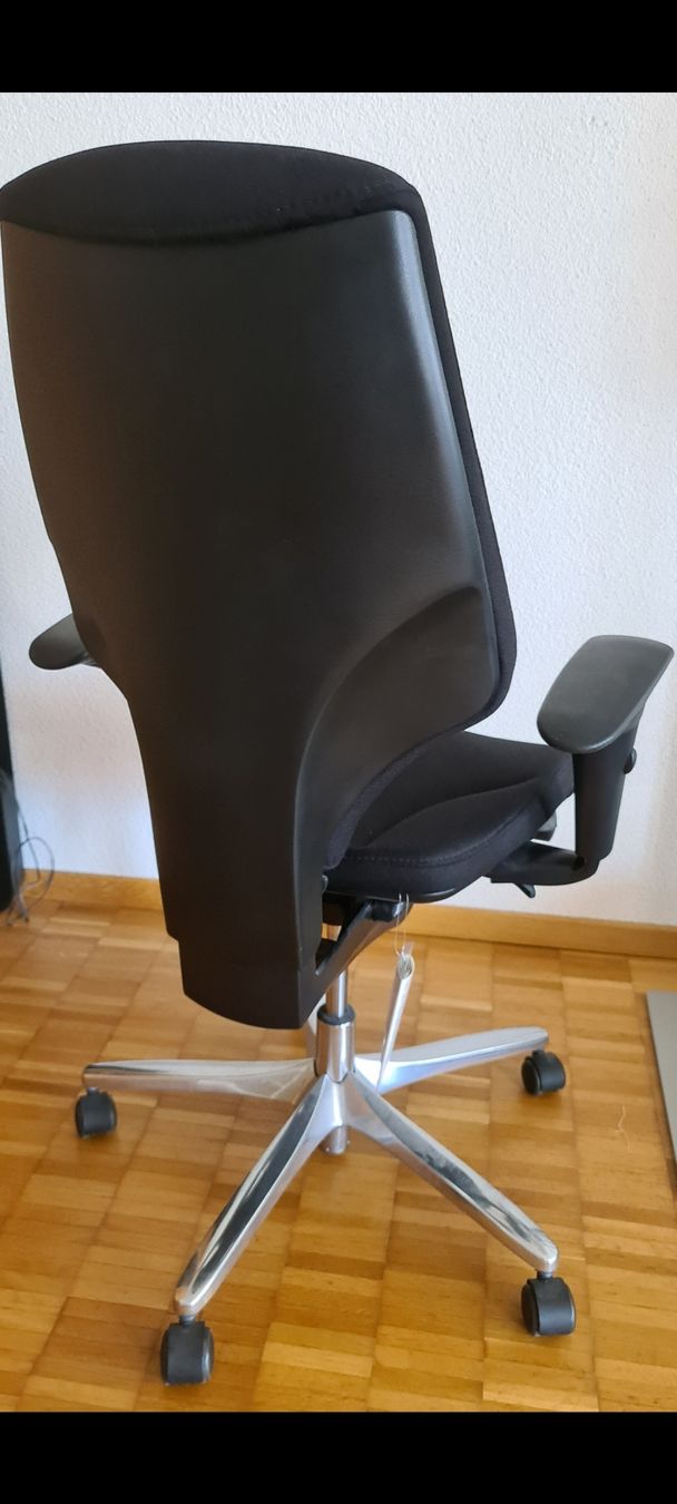 Giroflex Sedie: Giroflex 64 Bürostuhl neu – Nuovo (secondo la descrizione) da Emmenbrücke venduto da gatasalvache 1