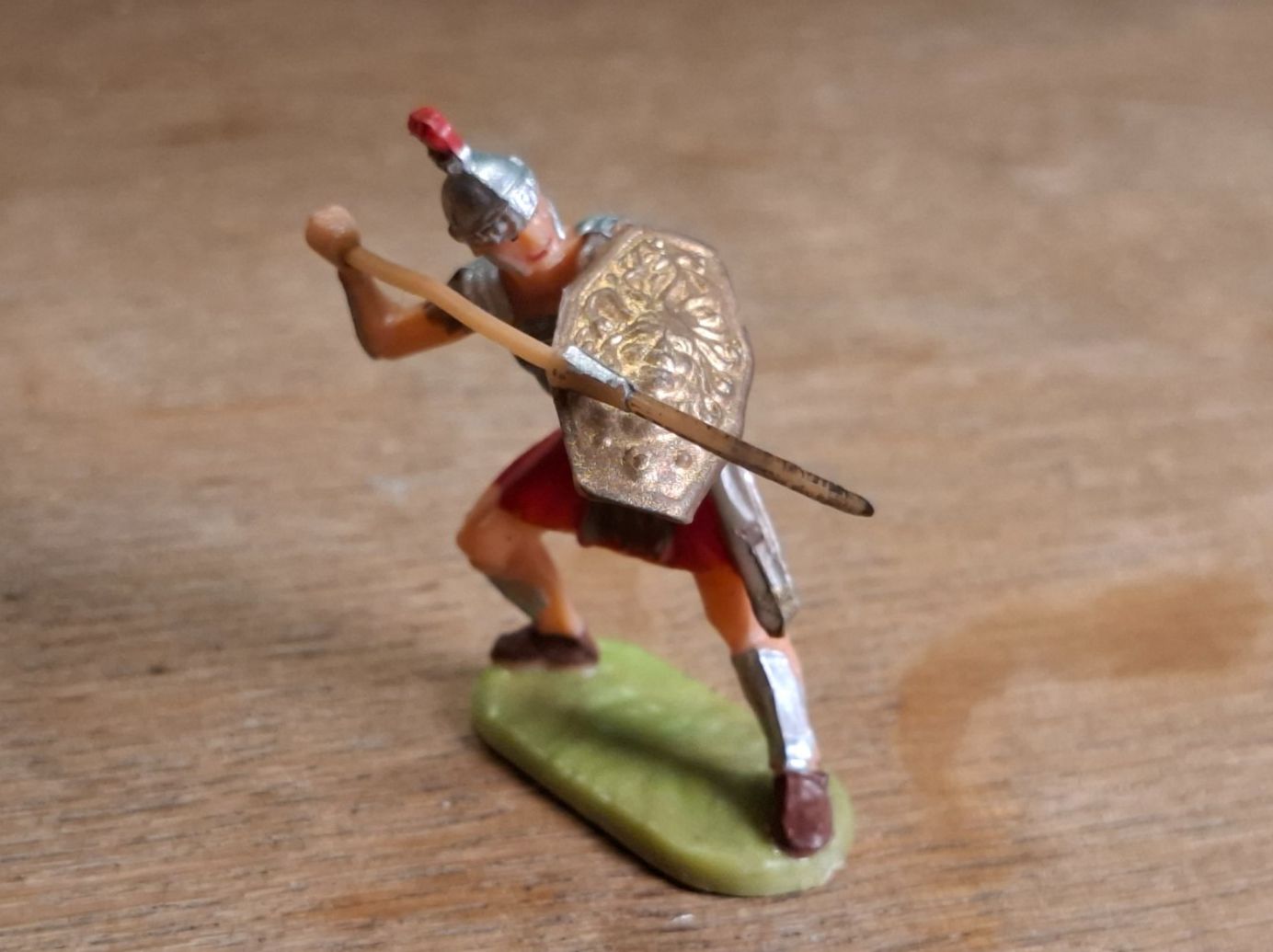 Elastolin Spielzeuge: Elastolin Römer Legionär Ritter Soldat Spielfigur - Mini – Gebraucht aus Schlieren von Svenja7 1