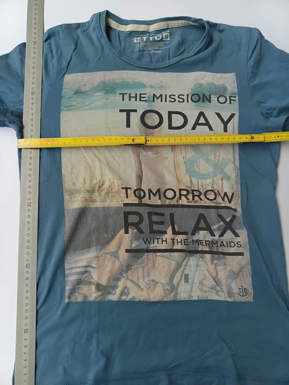 T-shirt: T-Shirt – Nuovo (secondo la descrizione) da Wängi venduto da Ladys_First 4