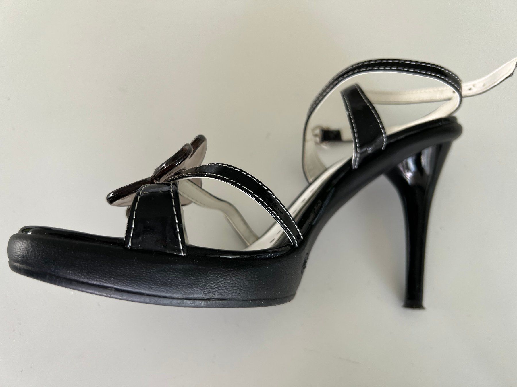 Scarpe da donna: Blumen sehr elegante Sandalen – Usato da Horgen venduto da Esterina 3