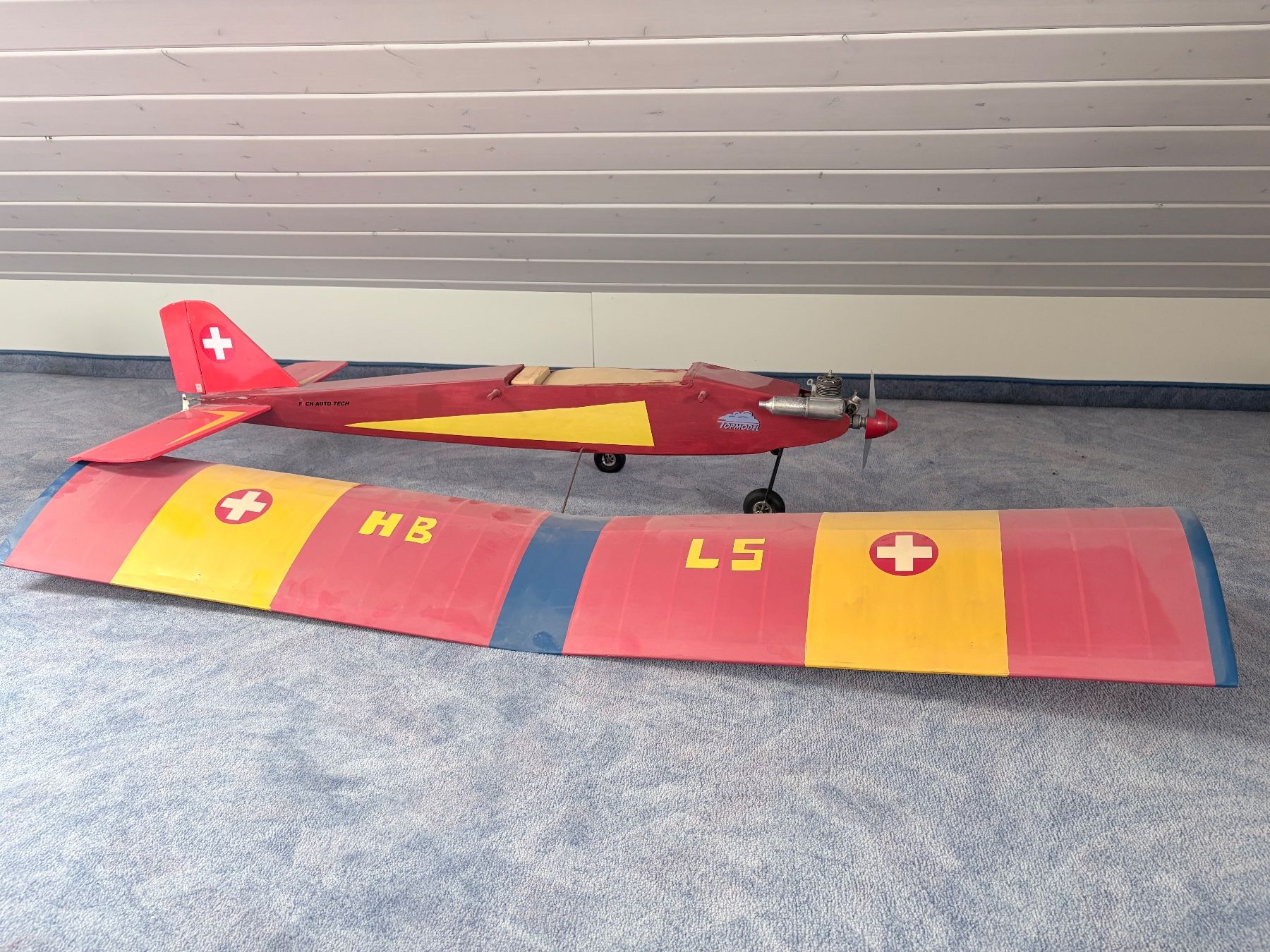 Modellismo RC: Modellflugzeug Trainer – Usato da Sattel venduto da lsc_k62p