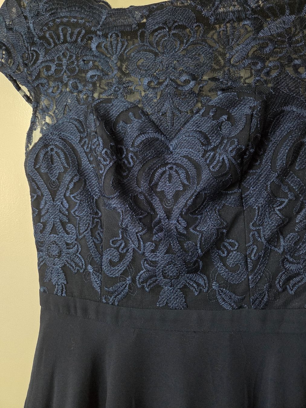 Vestiti: Dunkelblaues Spitzenkleid – Nuovo (secondo la descrizione) da Heiden venduto da A1inaH 2