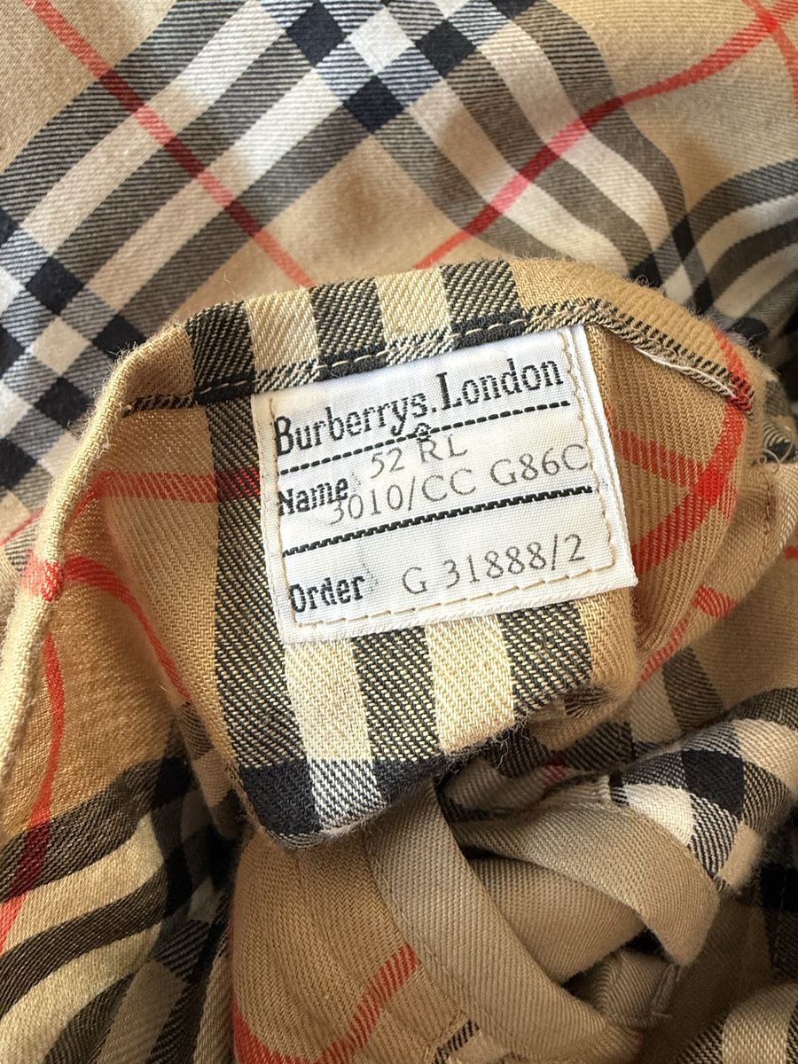 Burberry Cappotti: Trench-coat Burberry beige classique – Usato da Monthey venduto da Joseph-29 6