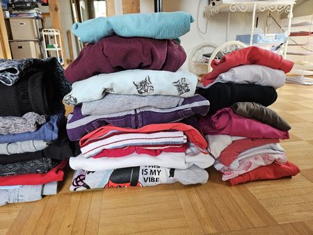 Mädchen Kleiderpaket 40+ Teile Gr. 134 146 152 mix lot set