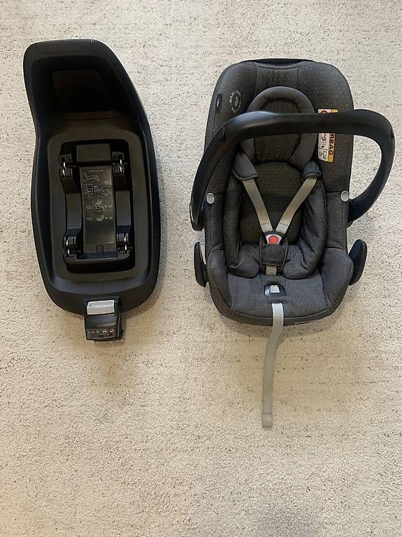 Maxi-Cosi Seggiolini per auto: Maxi-Cosi Babysitz Auto + Station <12kg – Usato da Davos Dorf venduto da BenoitFichaux