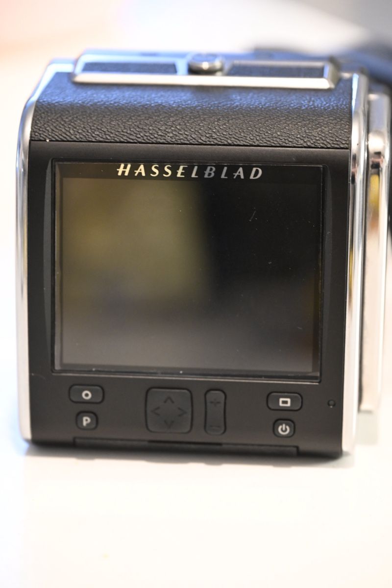 Hasselblad Kamera: Hasselblad CFV 50C with 4 Batteries – Gebraucht aus Zürich von  2