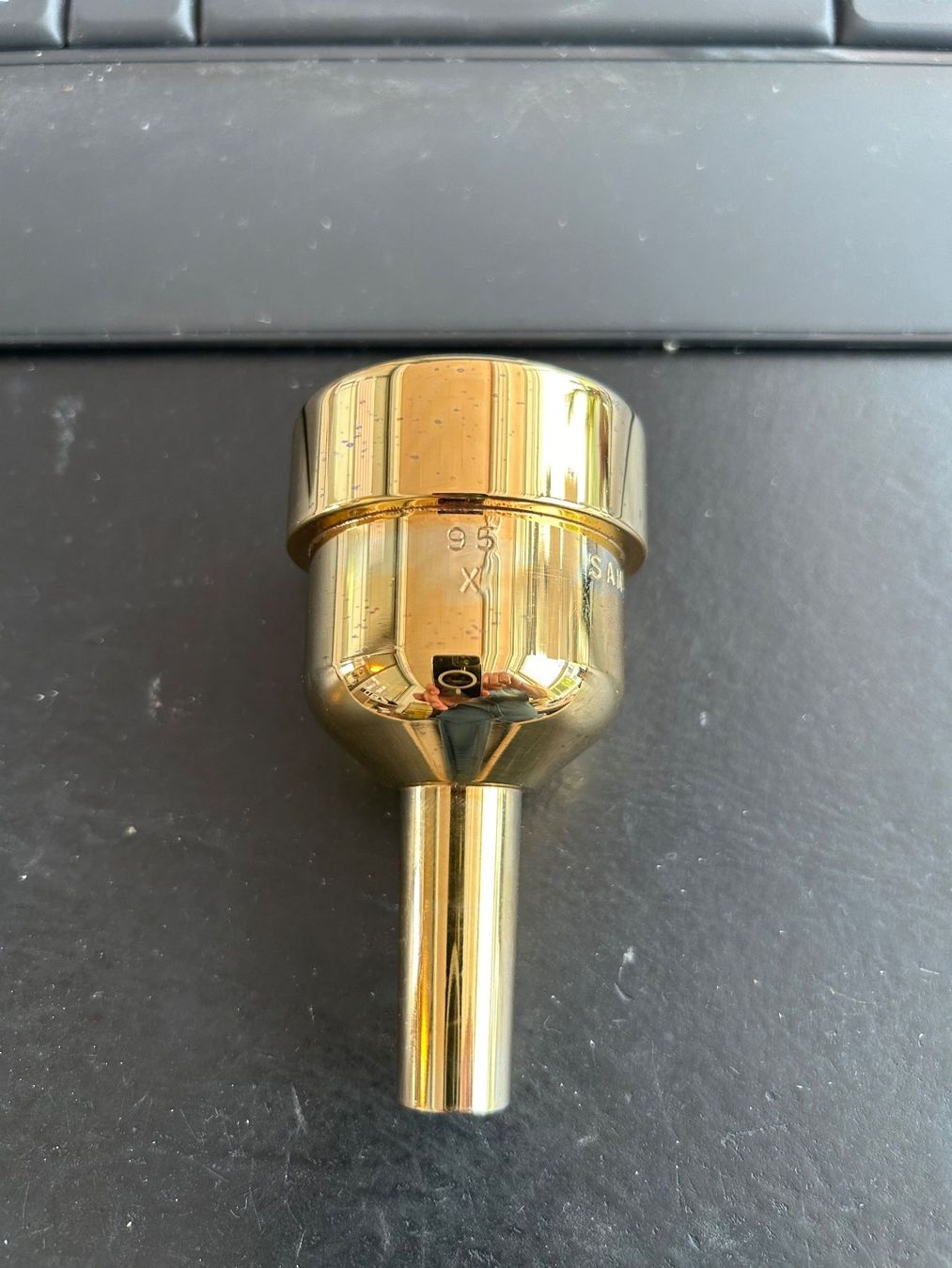 Strumenti musicali: Tuba Mundstück Monette 95 – Nuovo (secondo la descrizione) da Burgdorf venduto da adaps65