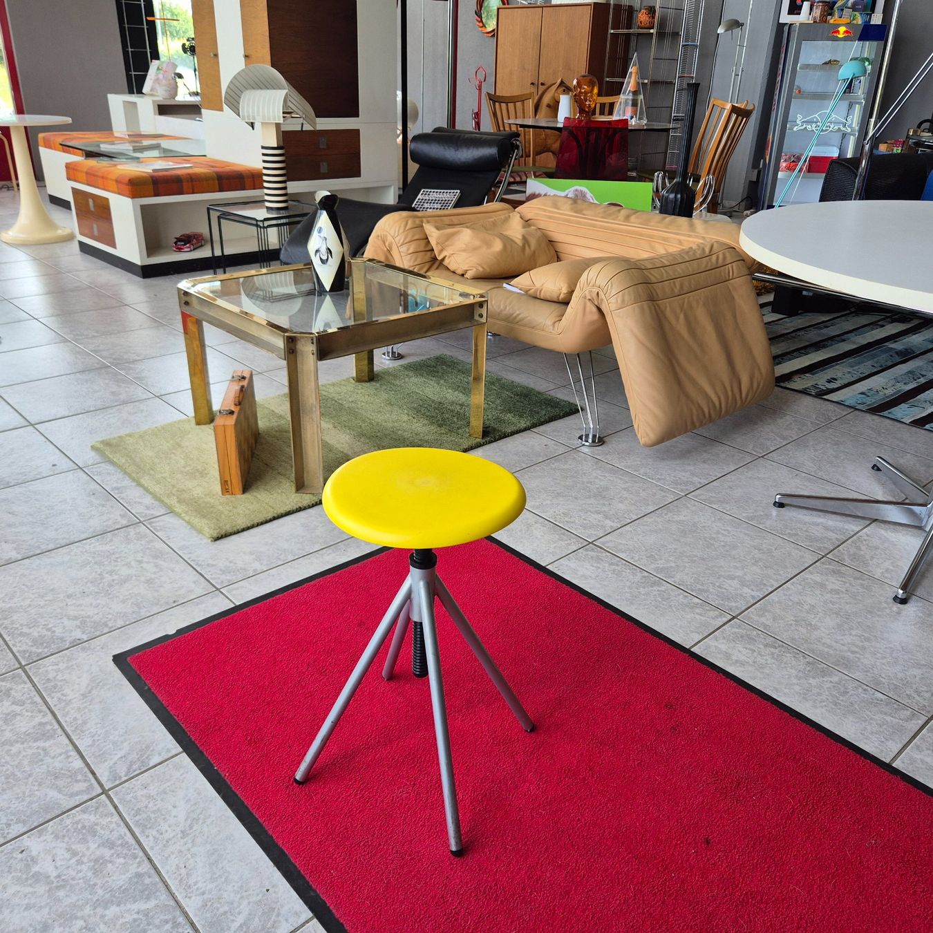 Sgabelli: Industriedesign Swivel Stool Drehhocker Hocker Höcker gelb – Usato da Nottwil venduto da Wondewa-Shop 8
