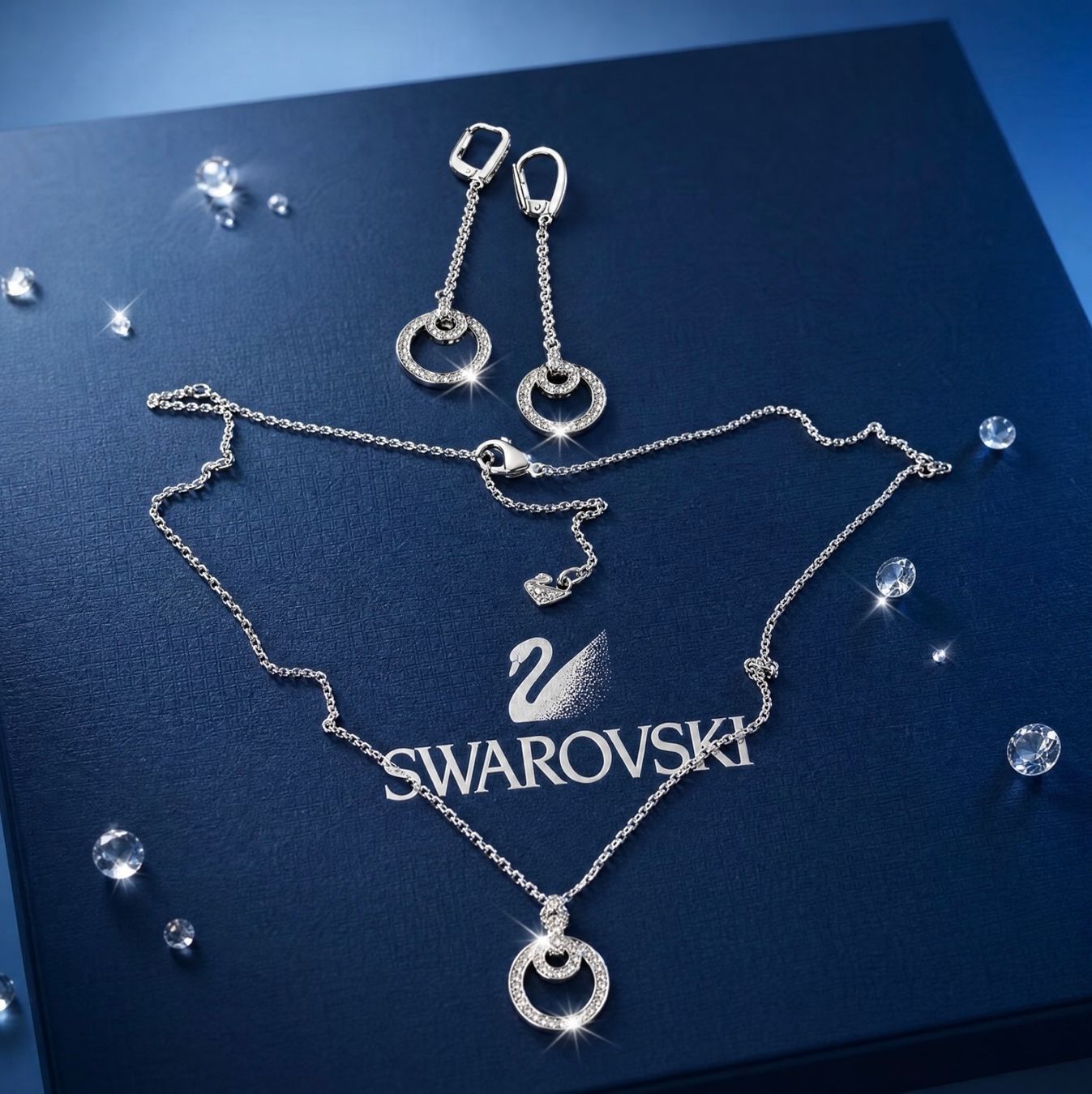 Swarovski Altri gioielli: Swarovski set neu und original mit Box – Nuovo e nell'imballaggio originale da Kirchleerau venduto da Dalmi220