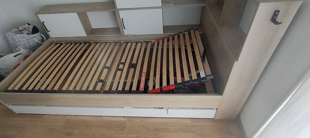 Sommiers: Sommier 90 X 200 celesta risoud – D'occasion à Lonay par ami_896q