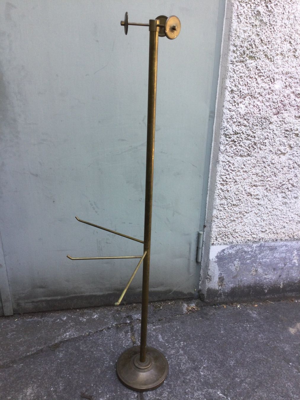 Porte manteau: Art Deco Messing Garderobenständer Typ Sputnik – D'occasion à Wangen SZ par kuriosum12 4