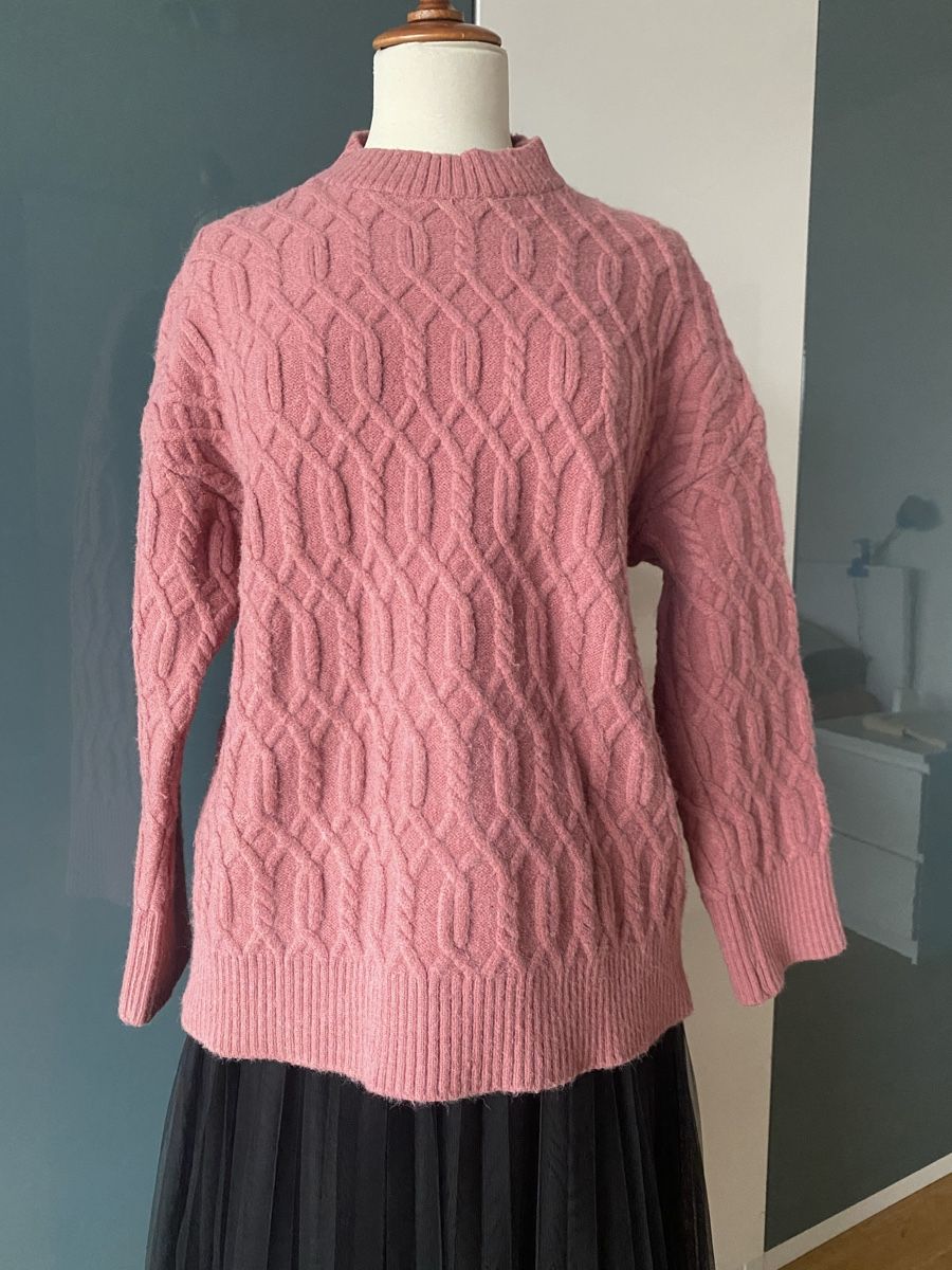 Pullover & Sweatshirts: Pullover Damen Rosa 1 Size – Gebraucht aus Dübendorf von Levintreyer 1