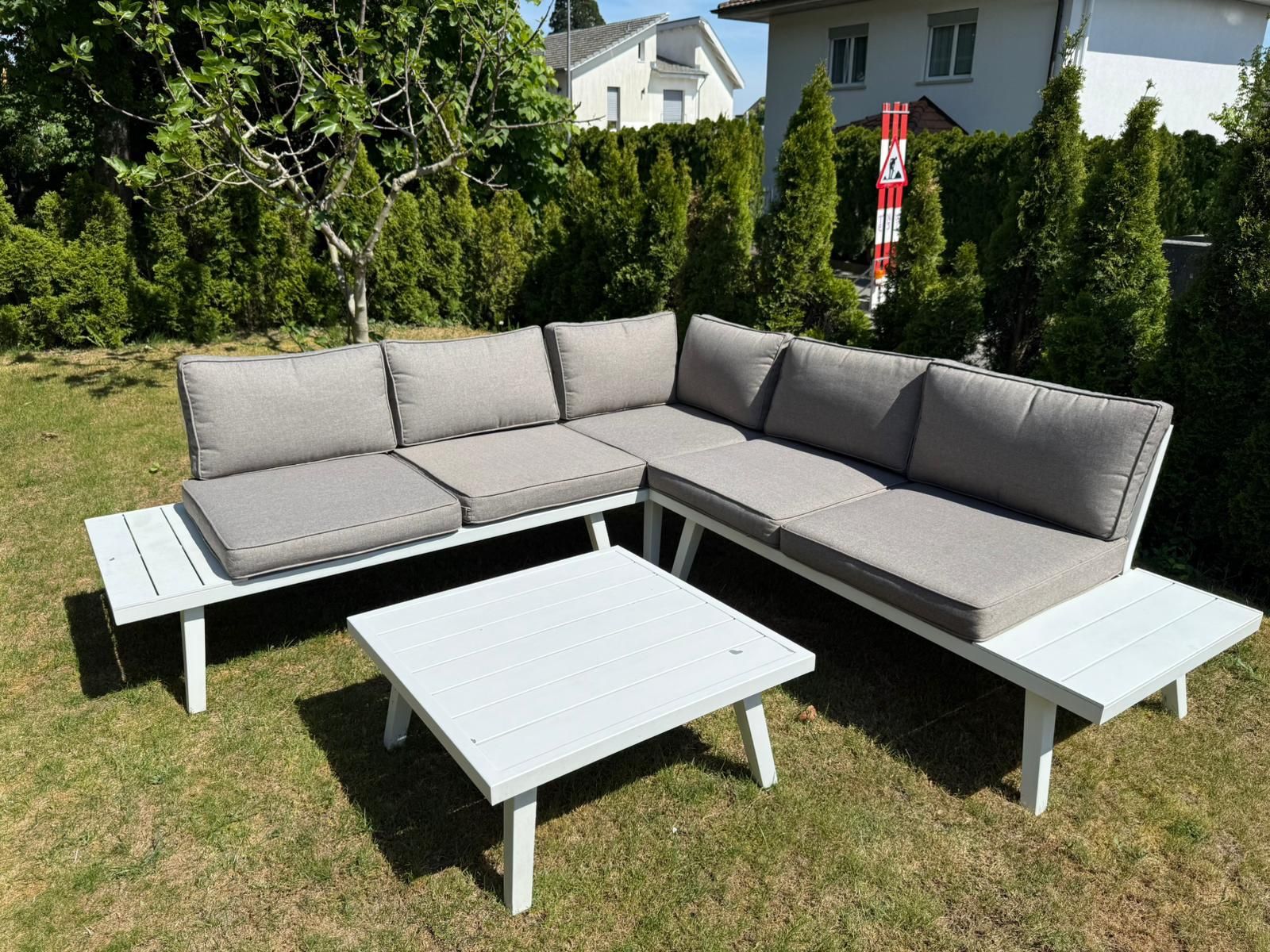 Divani: Gartenlounge Set, weiss, – Usato da Grenchen venduto da YoshiSan74