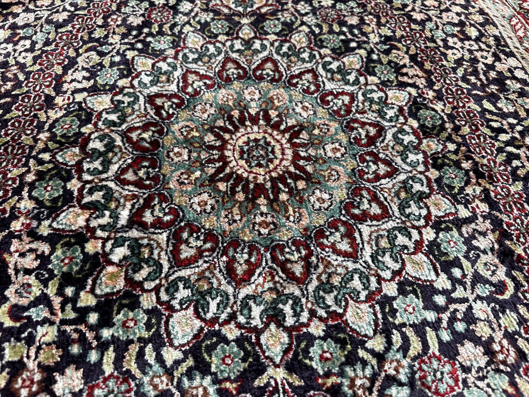Tappeti: Signierter Seidenteppich - Handgeknüpfter Orientteppich – Usato da Bennau venduto da Mayer_Carpets 4