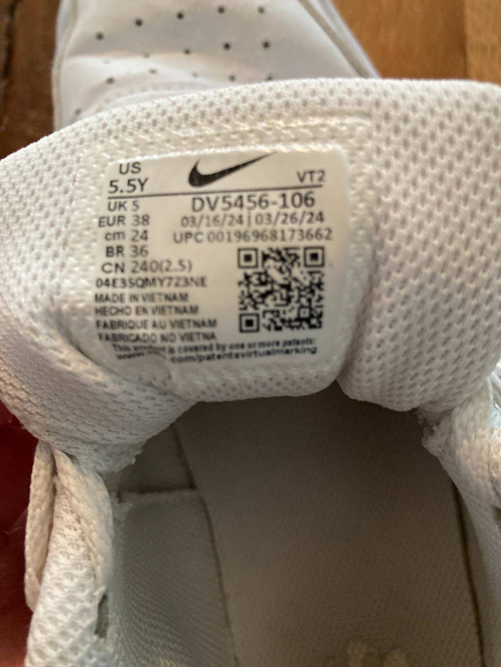 Nike Scarpe da uomo: Nike Sneaker - Grösse 38 – Usato da Uttigen venduto da IngePeter 1