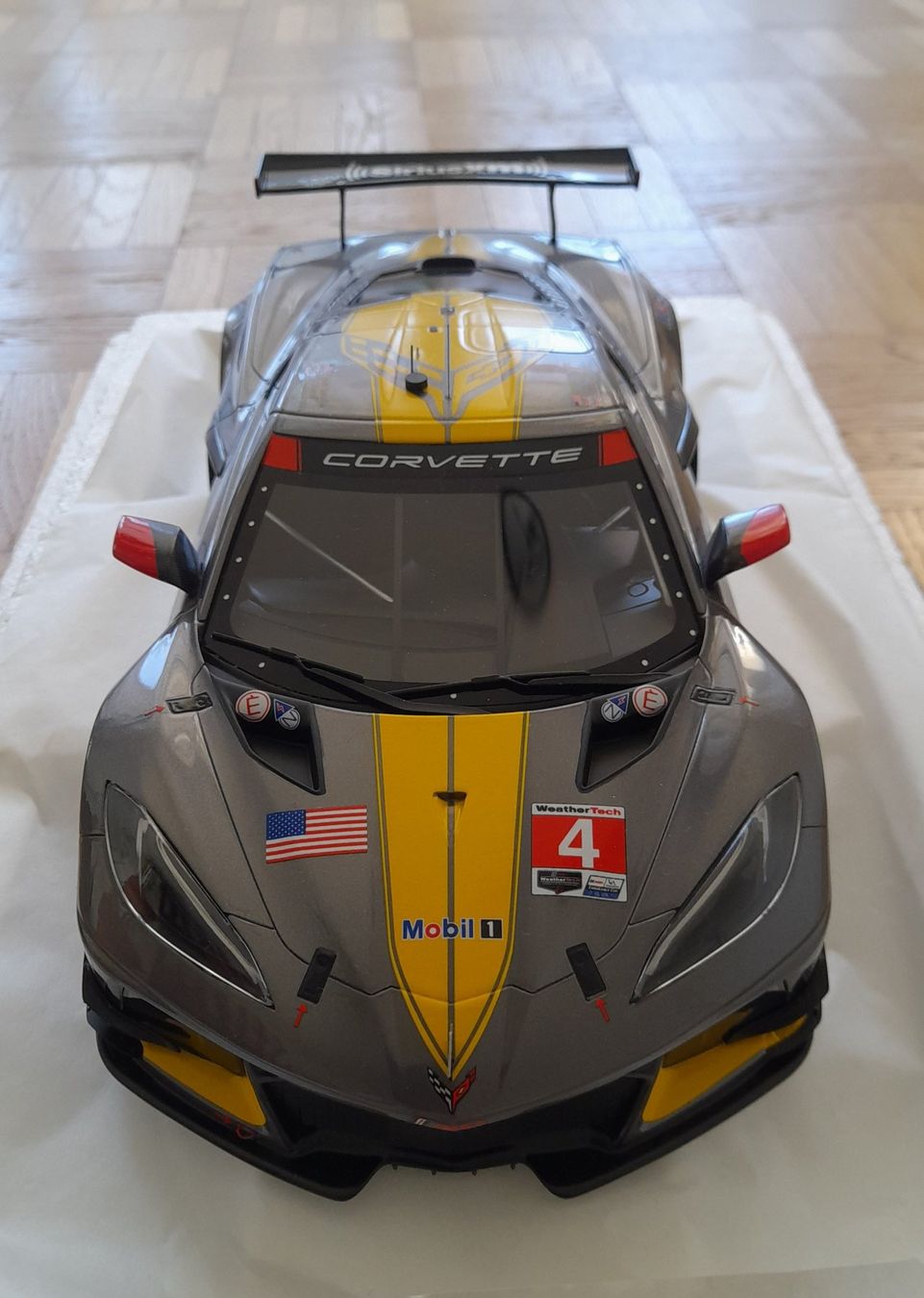 Chevrolet Modellautos: Chevrolet Corvette C8.R # 4, 1:18 – Neu und originalverpackt aus Bettlach von Stinger67 1