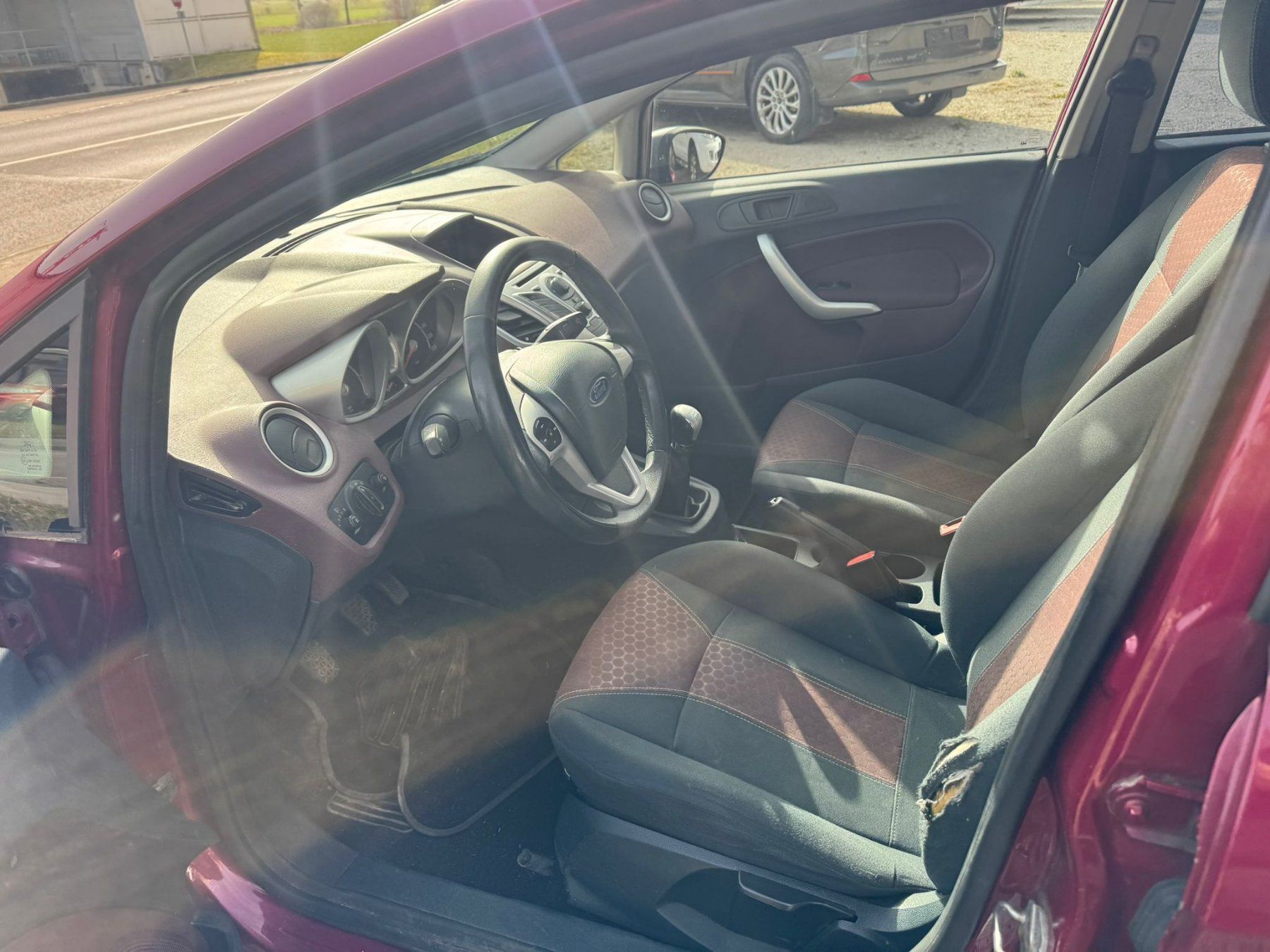 Ford Automobili: Fiesta 1.6I 88KW – Usato da Couvet venduto da Geiser-Automobiles 4