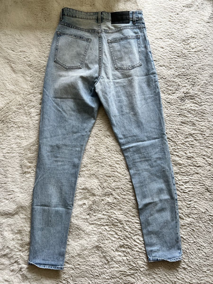 Jeans: Cheap Monday Jeans 29/32 Hellblau – Usato da Zürich venduto da lexi_alex 2