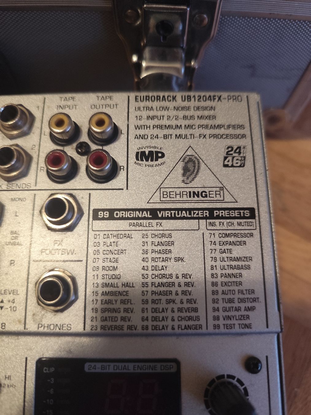 Behringer Mischpulte: Behringer EURORACK UB1204FX-PRO Mischpult – Gebraucht aus Nidau von lpilloud 4
