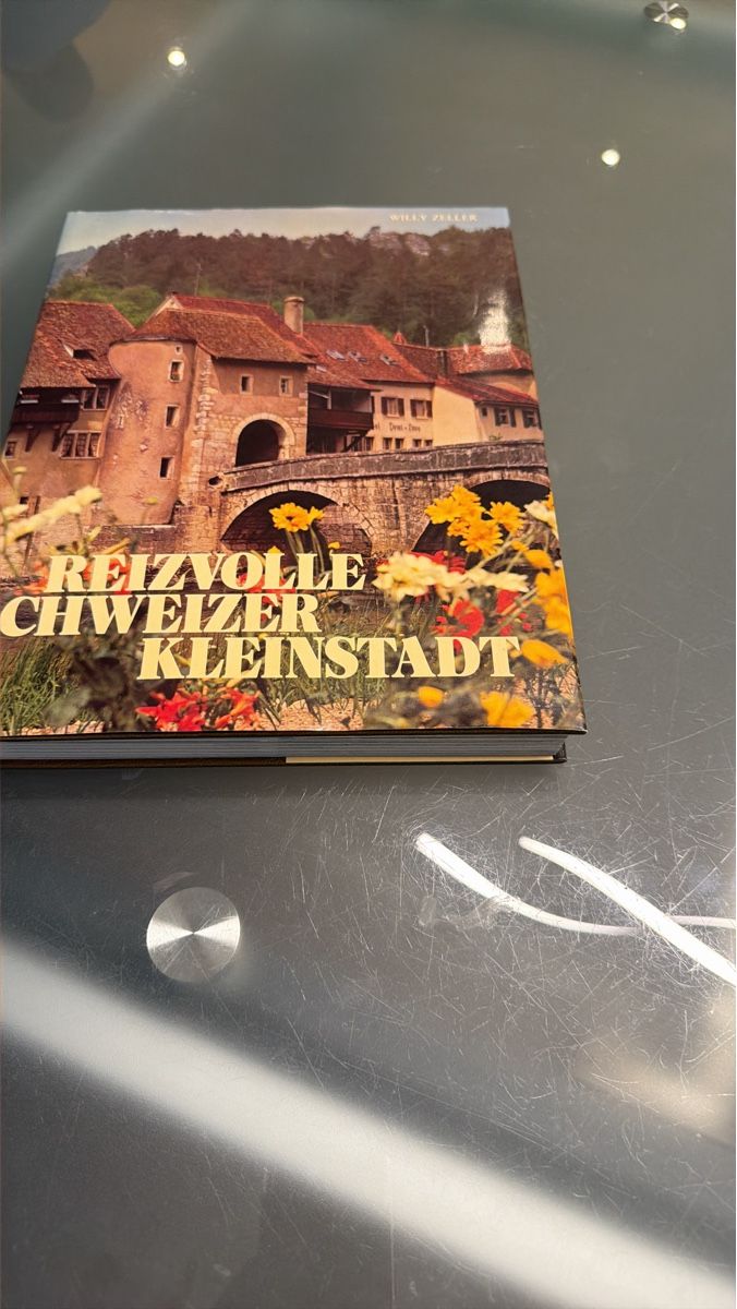 Bücher: Buch Reizvolle Schweizer Kleinstadt – Gebraucht aus Sumiswald von Katja-Yves