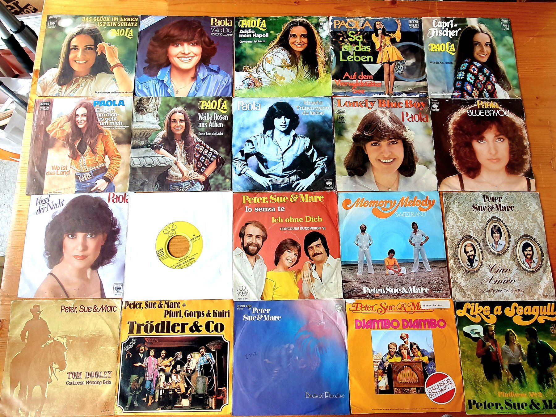 Dischi in vinile: SUPER: 108 x SCHWEIZER HIT SINGLES , tolle Titel dabei! – Usato da Kreuzlingen venduto da Cdschlumpf 3