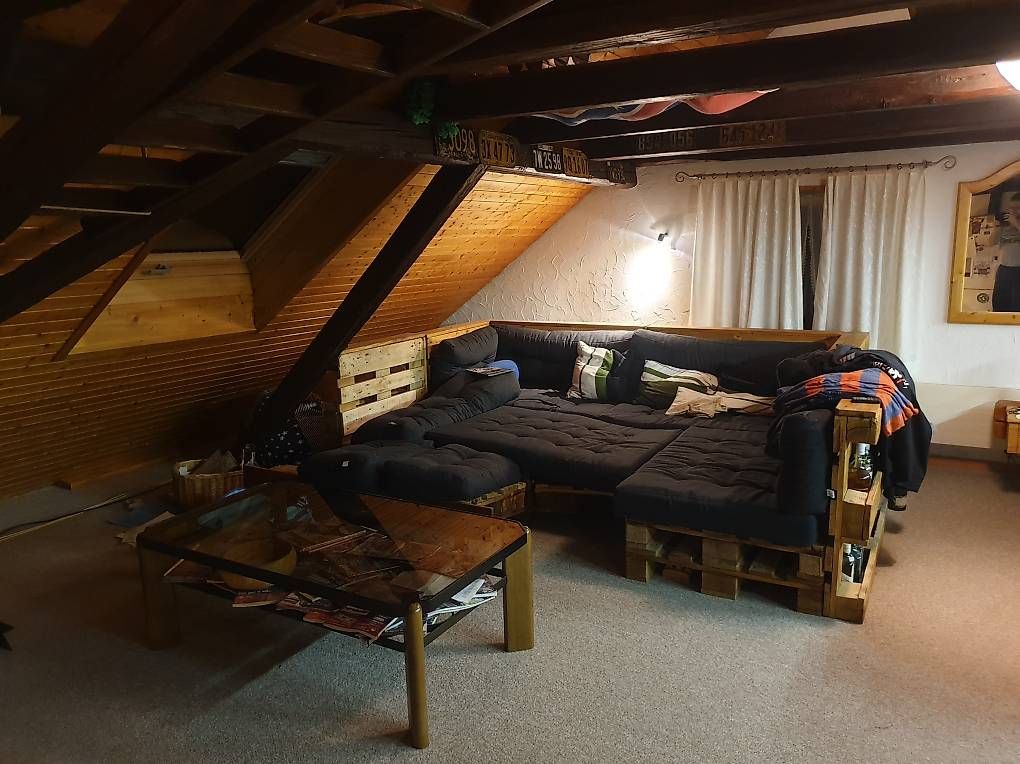 Divani: Paletten-Sofa – Usato da Niederwil AG venduto da Acantik
