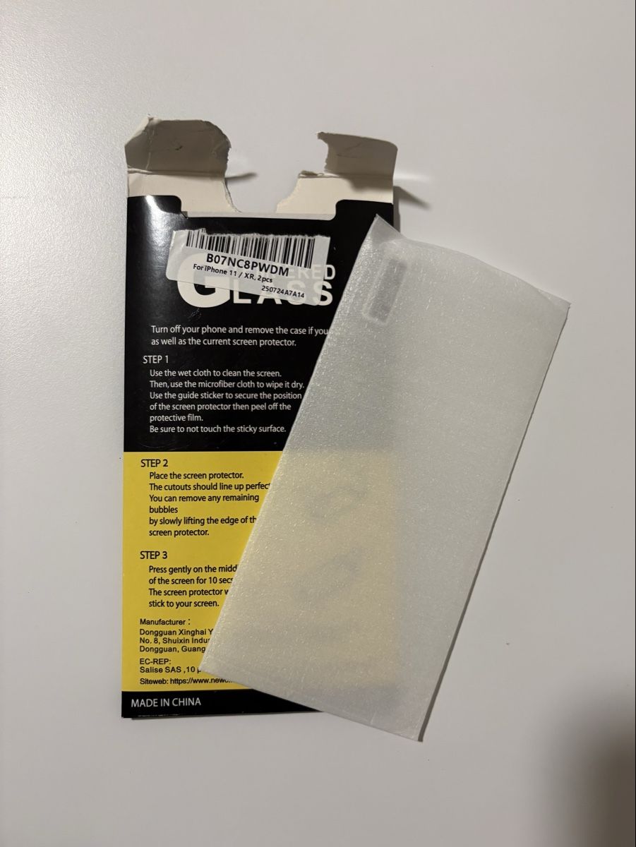 Ritocchi & pellicole di protezione: Panzerglas iphone 11 / XR – Usato da Ufhusen venduto da natalie19 1