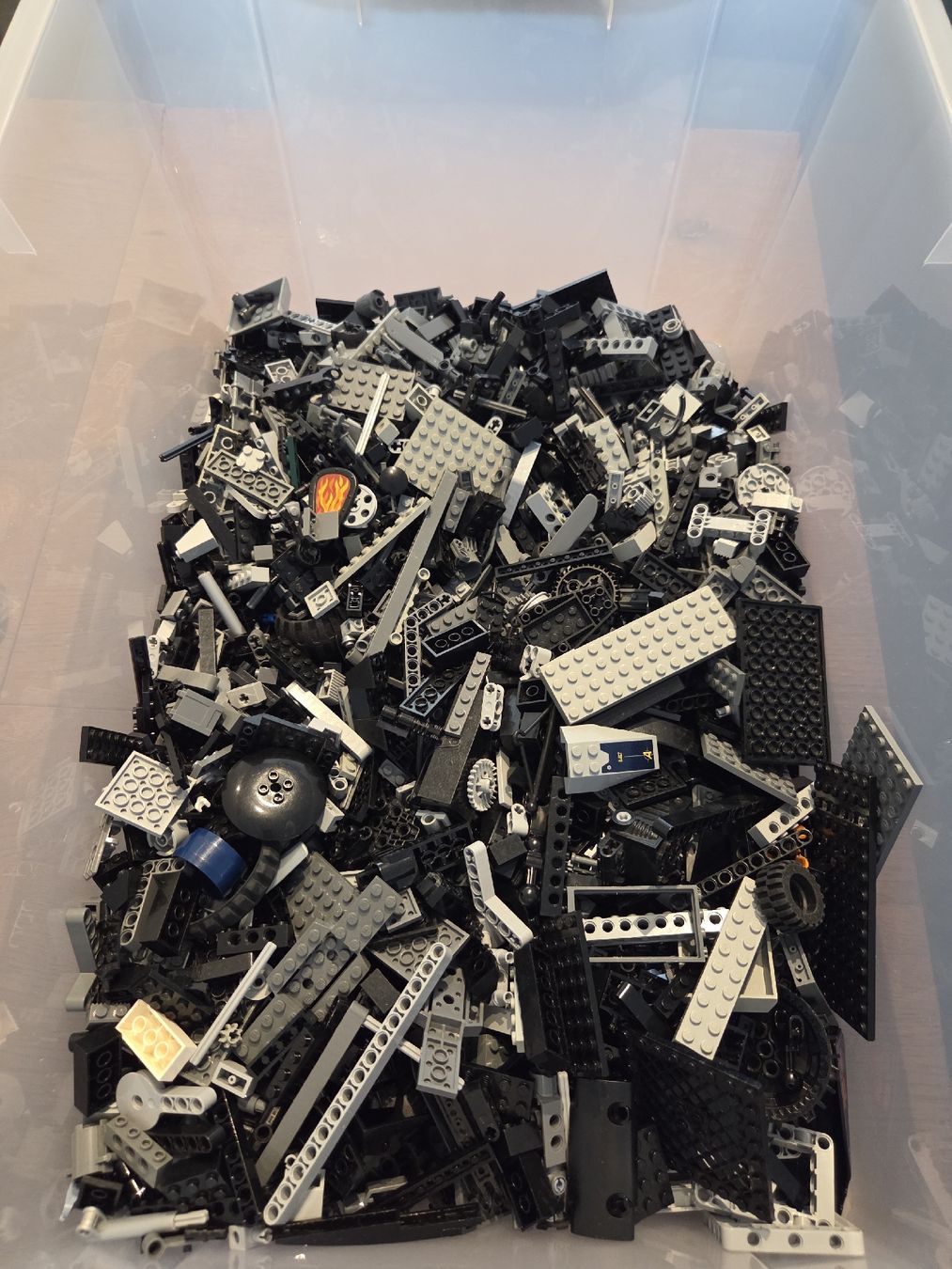Lego Baukästen: Lego Teile Schwarz – Gebraucht aus Menzingen von anaconda69