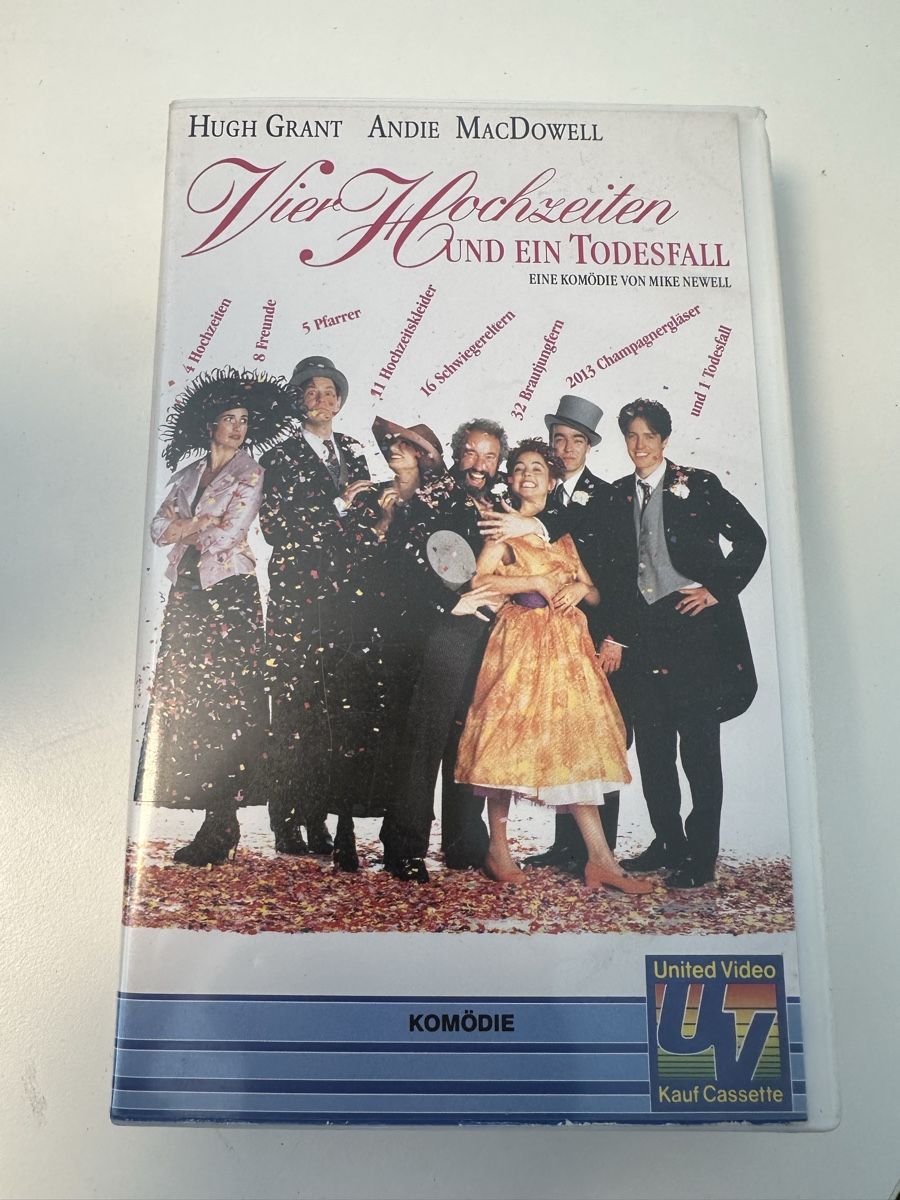 Alle VHS: VHS- Vier Hochzeiten und ein Todesfall – Gebraucht aus Zollikofen von Taximan89