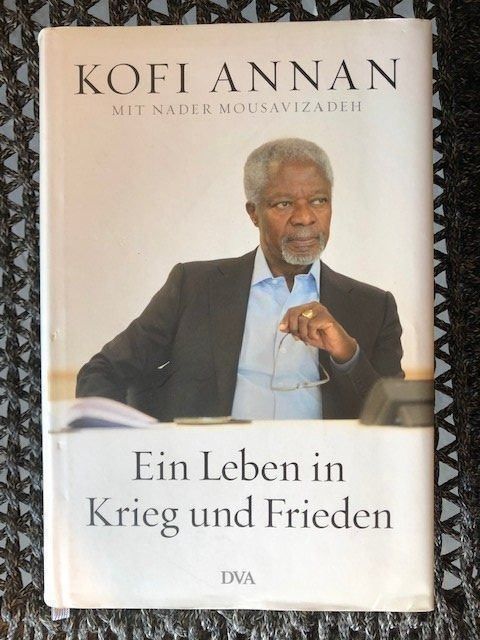 Bücher: Kofi ANNAN: ein Leben in Krieg u.Frieden – Gebraucht aus Willisau von Momatt
