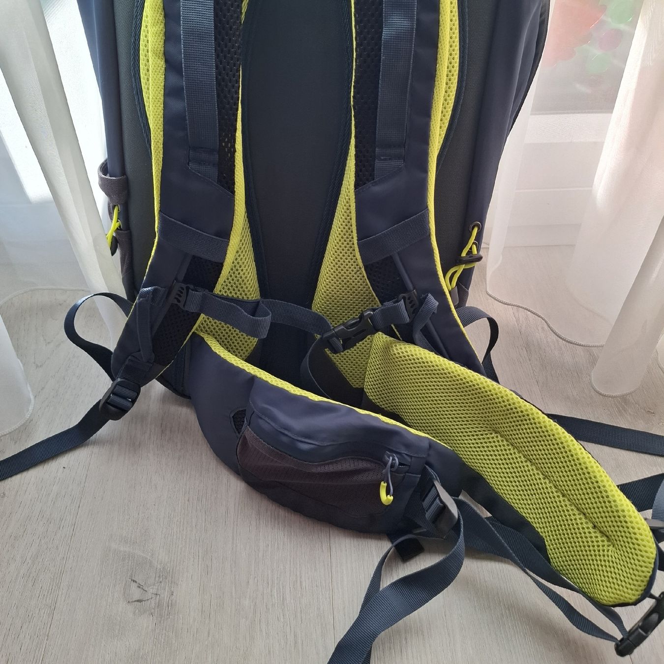 Zaini: Rewind Rucksack – Usato da Wünnewil venduto da Rina016 3