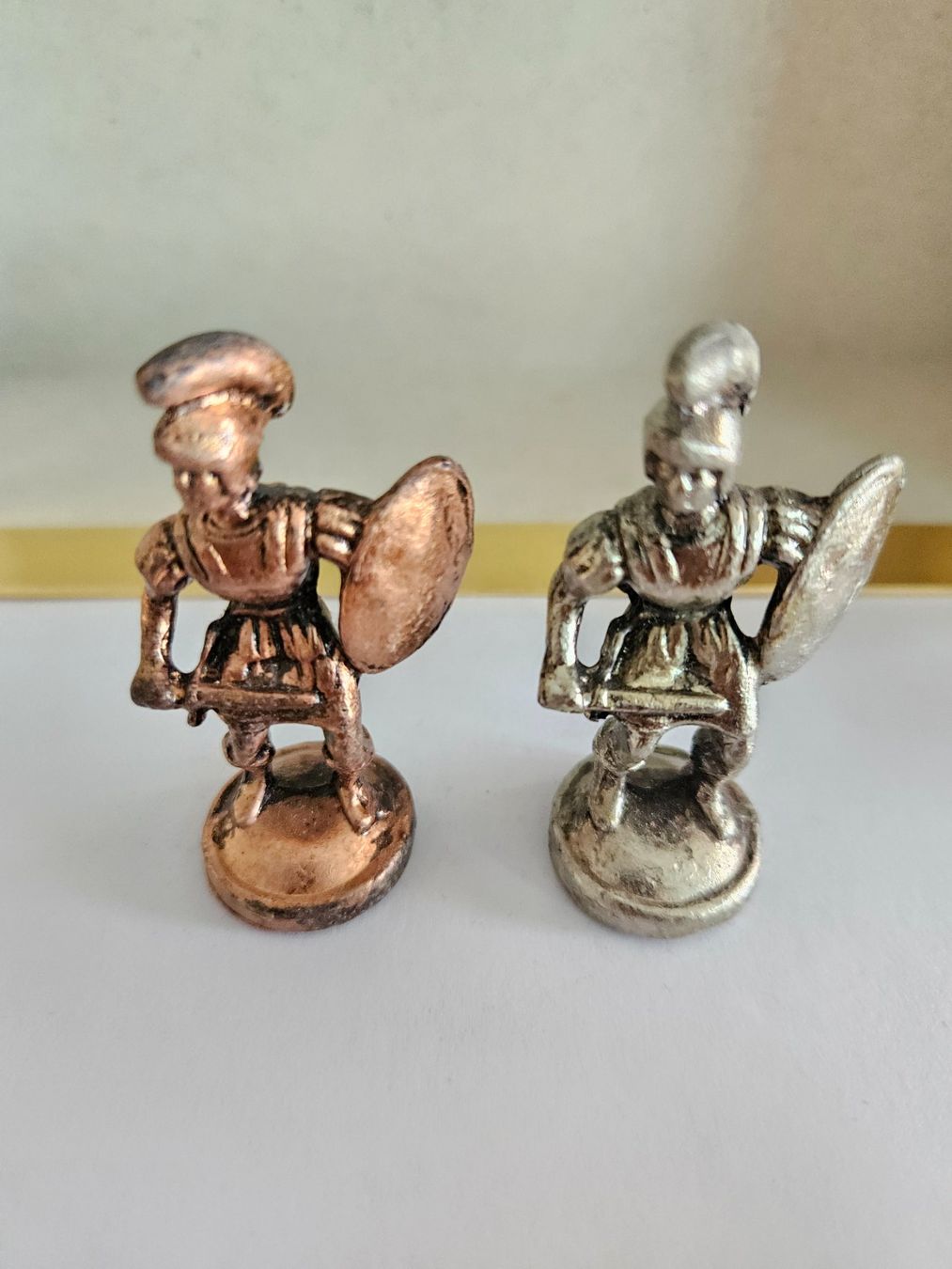 Spiele: Schachfiguren Set Antik  Metall mit Brett – Gebraucht aus Kollbrunn von tsrg2013 1