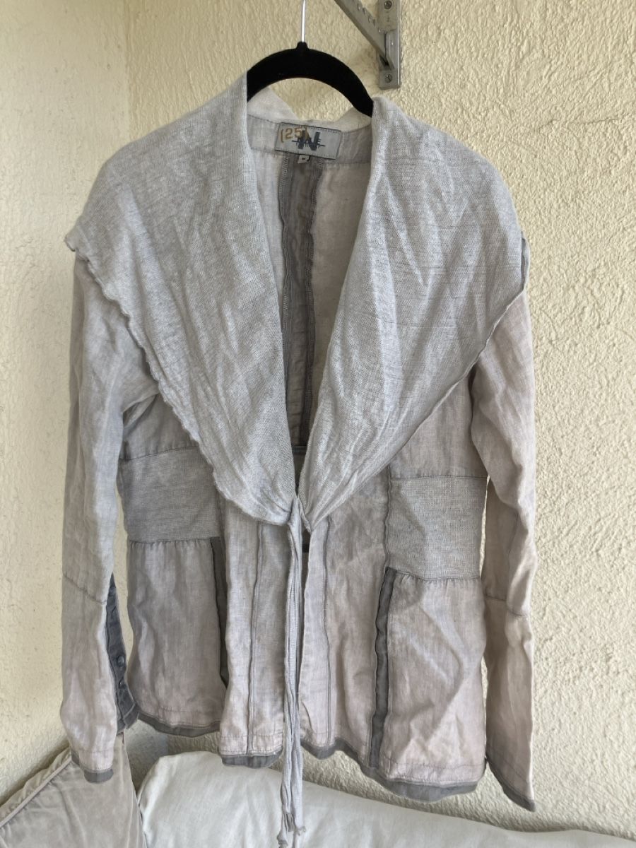 Nile Giacche: graue Nile Jacke, Grösse M, 100% Leinen – Usato da Bern venduto da ann_v2kg