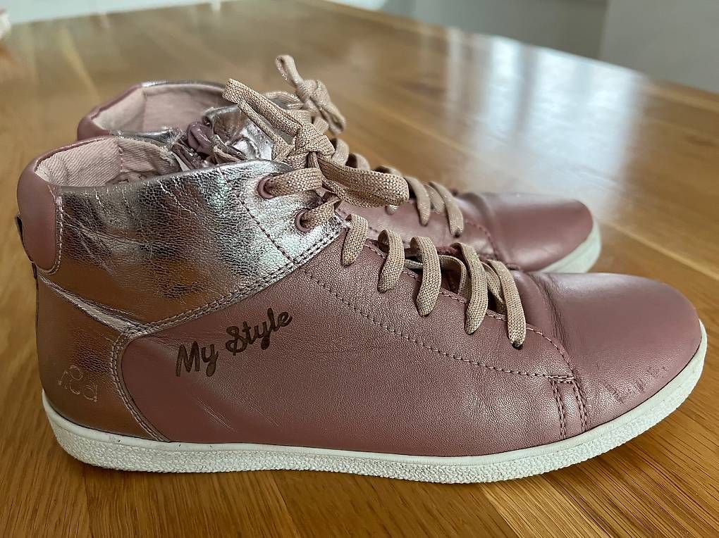Chaussures filles: MOD8 Mädchen Halbschuhe Gr. 39 Leder – D'occasion à Bern par tam_vv72