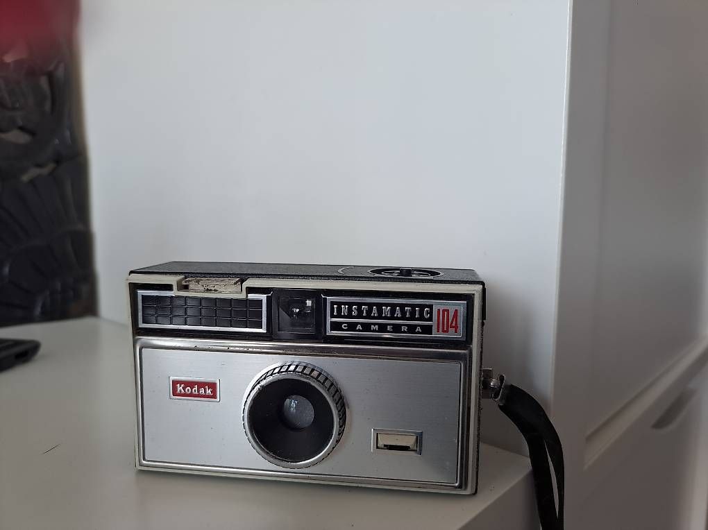 Fotocamera: kodak instamatic camera 104 – Usato da Tesserete venduto da smarties70 1