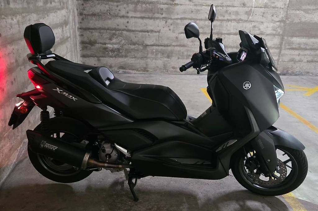 Scooter: Vente xmax 300 – Usato da Le Grand-Saconnex venduto da ler_699w