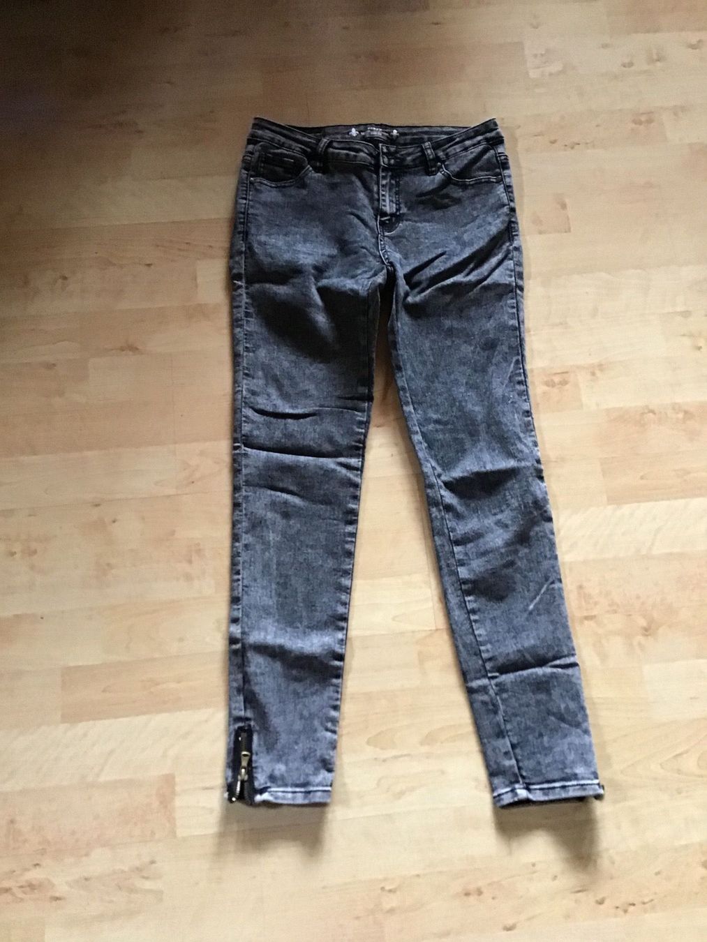 Jeans: Jeans "Zebra Denim" Gr. Gr. 38... – Gebraucht aus Uetendorf von Koh0