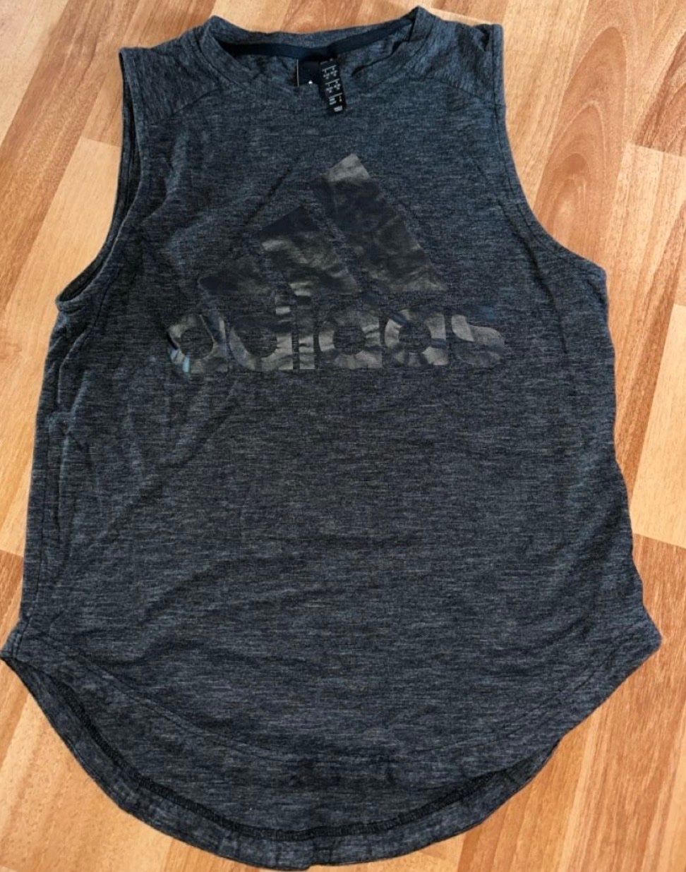 Adidas Tops: Adidas Sport-Top – Neuf (Voir description) à Horgen par sophiaric 1