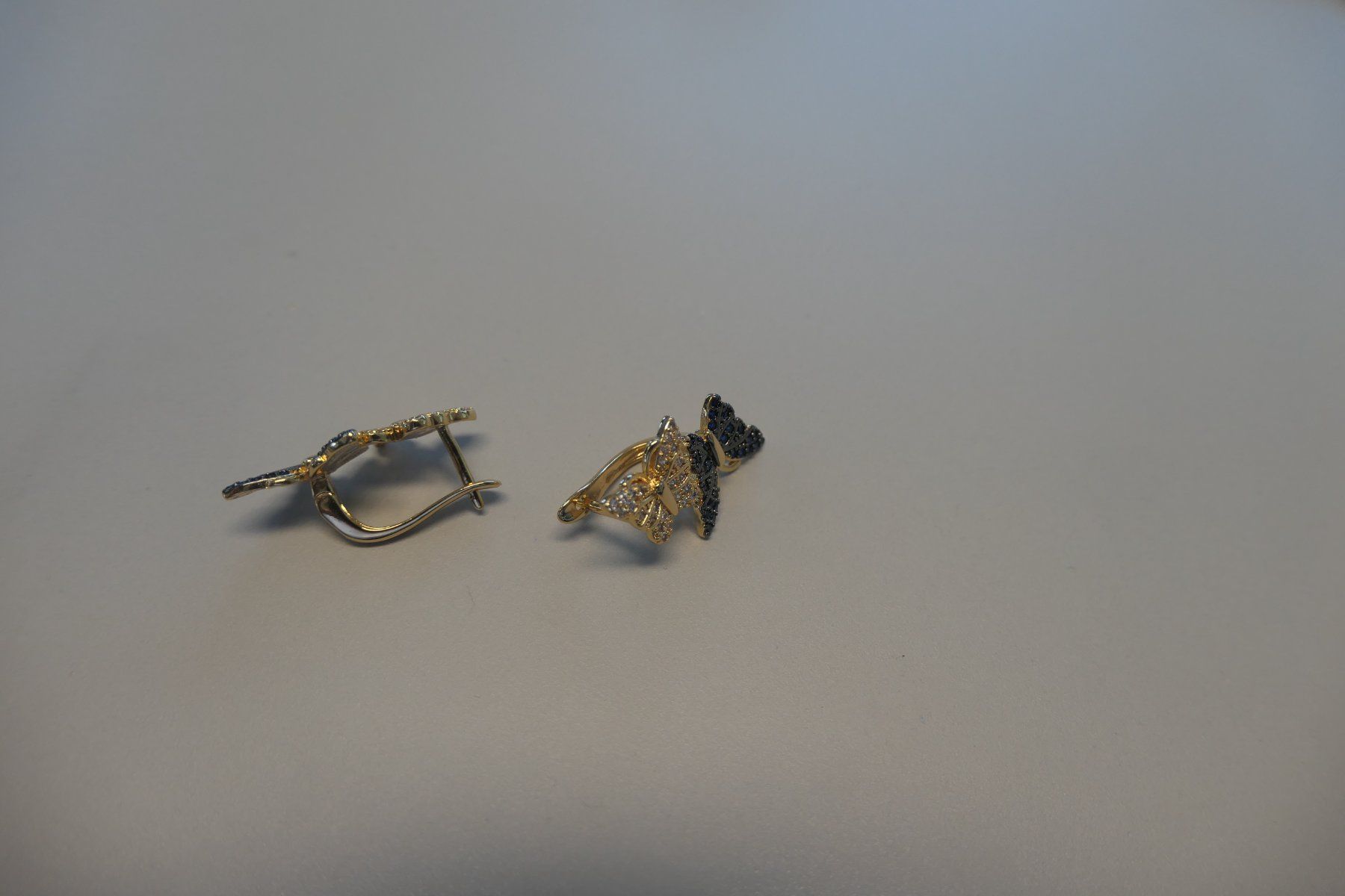 Ohrringe & -stecker: Ohrringe mit Steinen neu – Neu (gemäss Beschreibung) aus Eschenbach LU von Orchi 1
