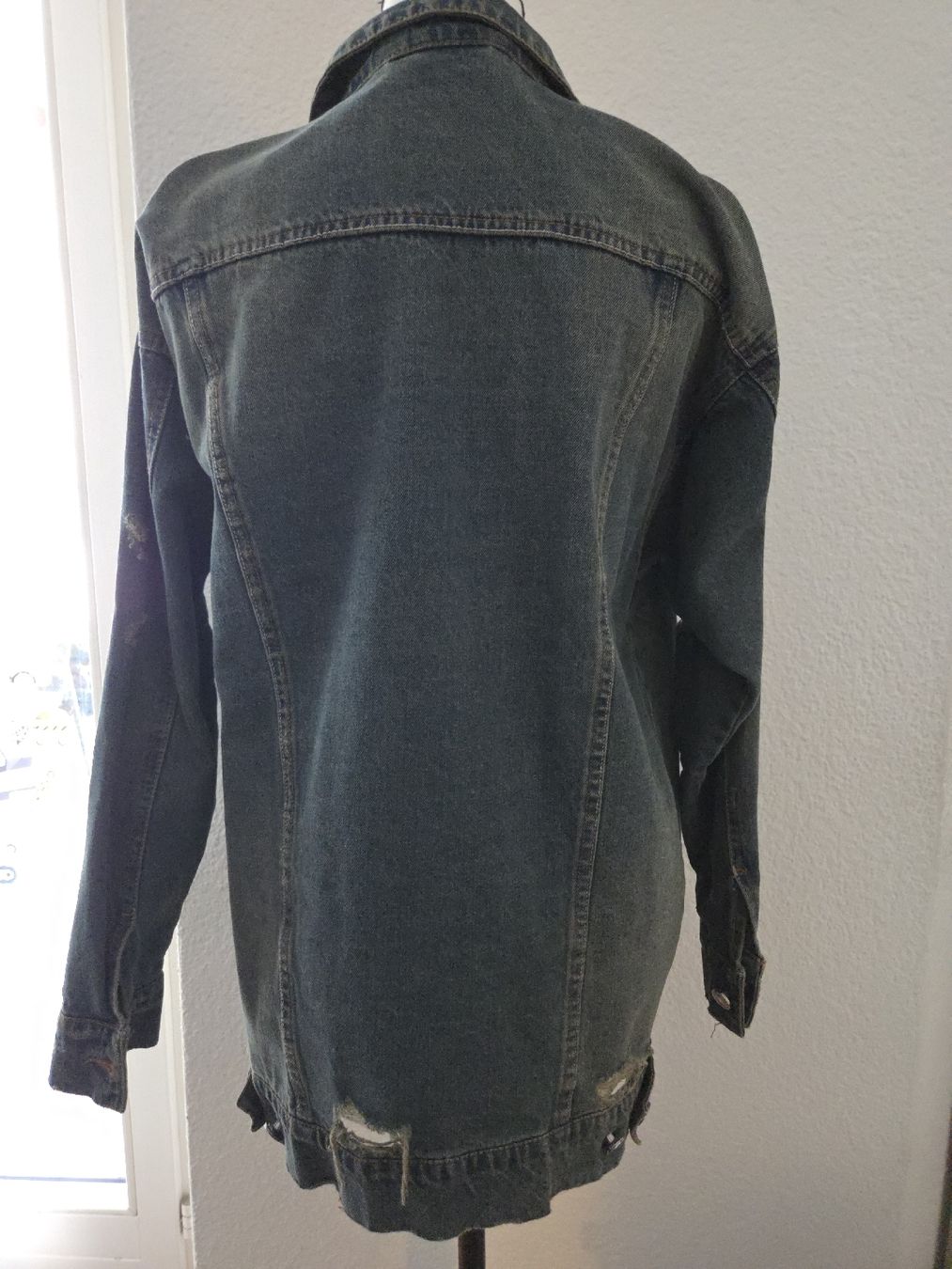 Jacken: oversized Jeansjacke Noisy May Gr. S – Gebraucht aus Näfels von CH.Kchlineknopf 3