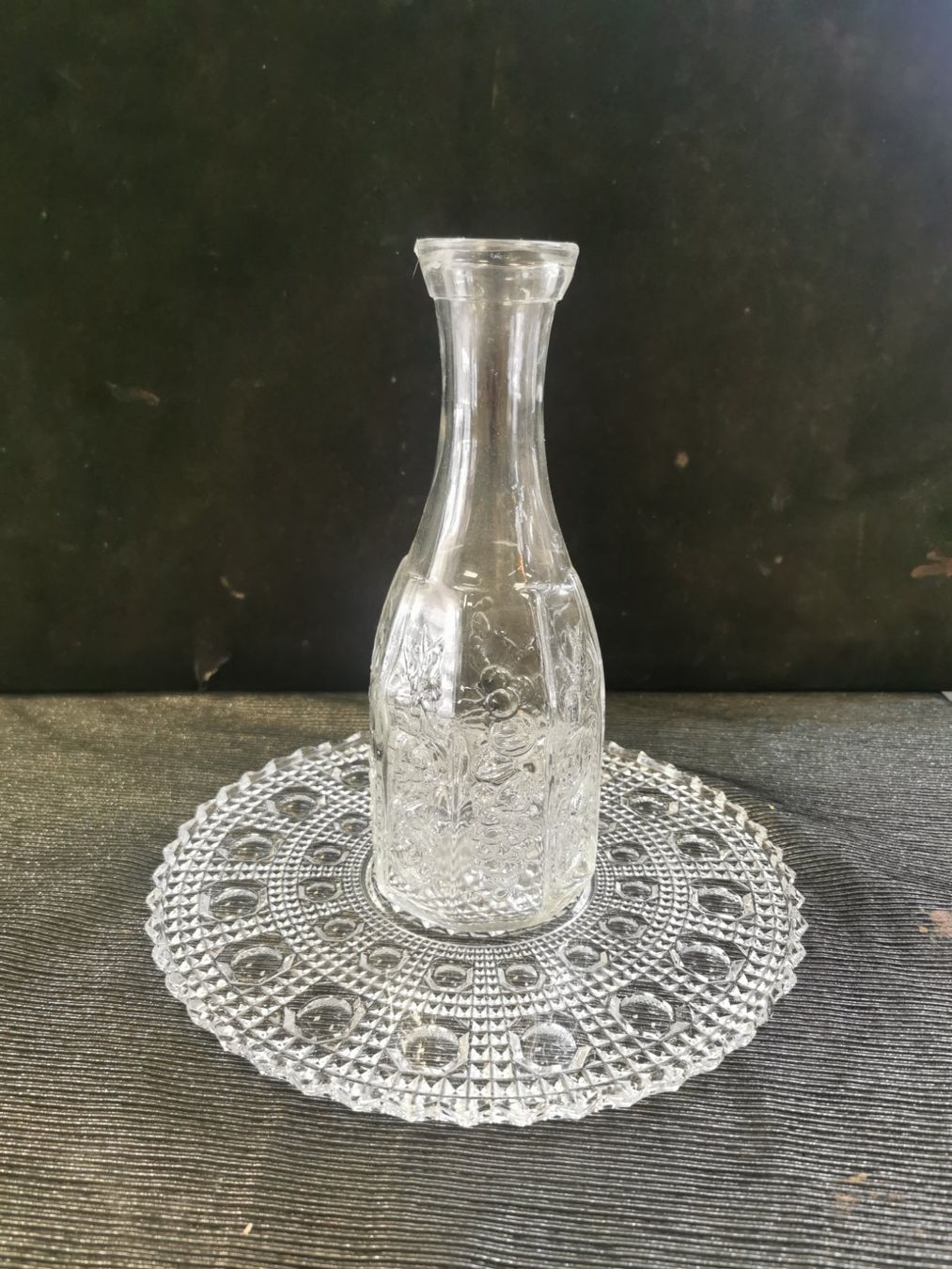 Caraffe: CARAFE A VIN ET PLATEAU – Usato da Genève venduto da Leboucheoreilles