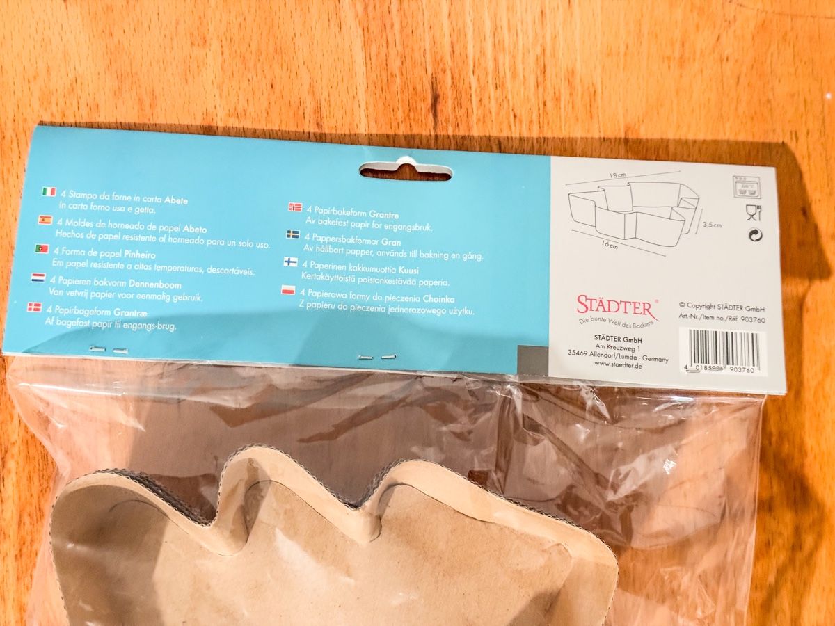 Teglie da forno: 4 Papierbackformen Tannenbaum, Städter, neu – Nuovo e nell'imballaggio originale da Galmiz venduto da ranunkel25 1