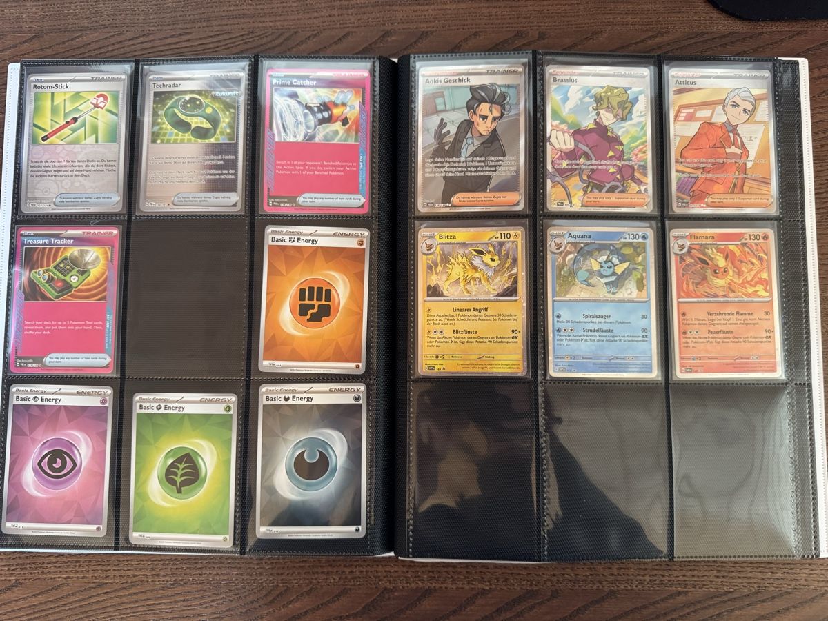 Pokémon Carte collezionabili: Prismatic Evolutions Sammlung; 13x Pokeball, Glaceon ex etc. – Nuovo (secondo la descrizione) da Schönenwerd venduto da 29061996 6