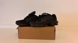 Nike Air Max Plus Terrascape Triple Black – Grösse 42 –