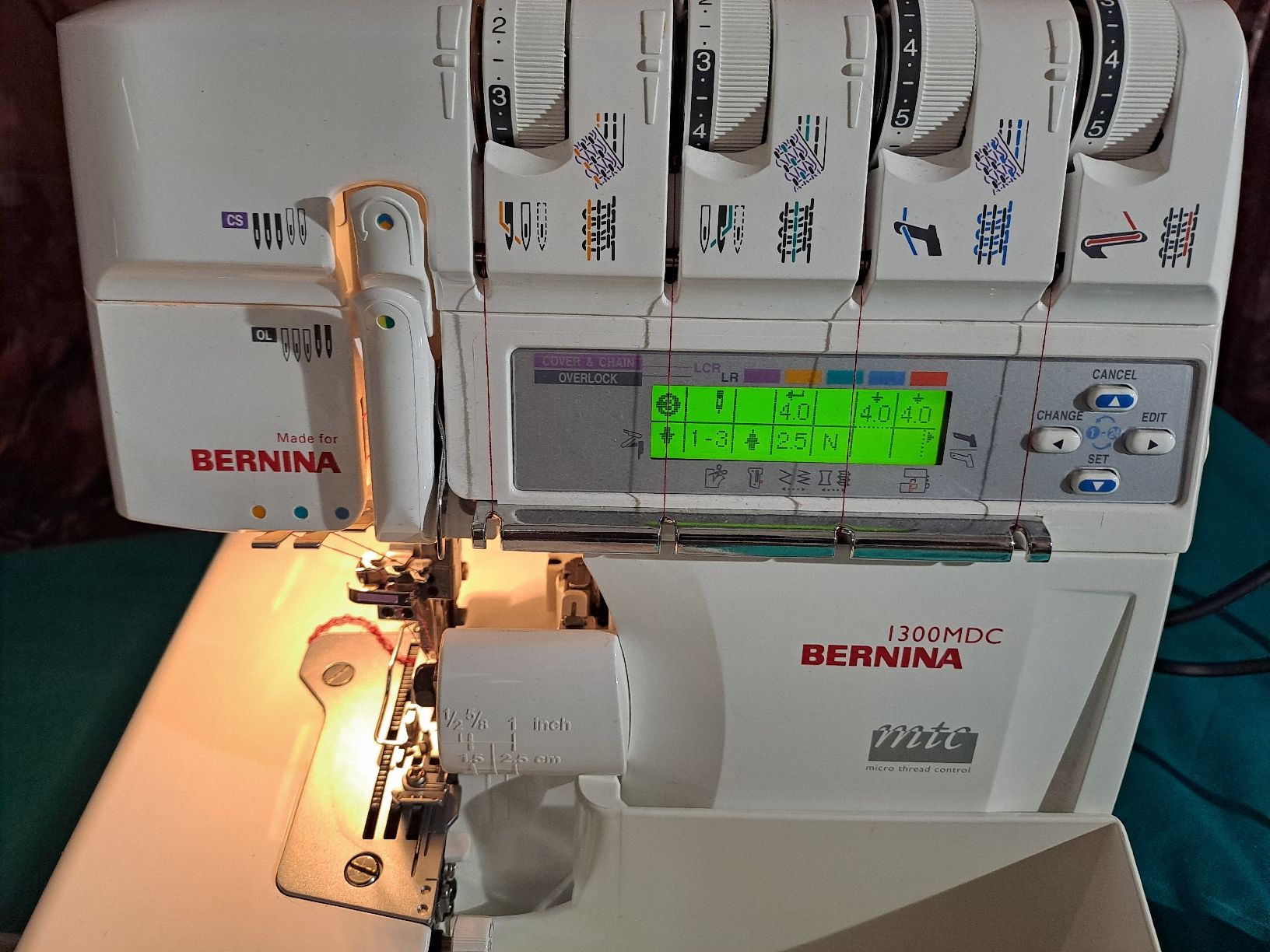 Bernina Machines à coudre: Bernina 1300MDC Overlock – D'occasion à Belp par amalija 5