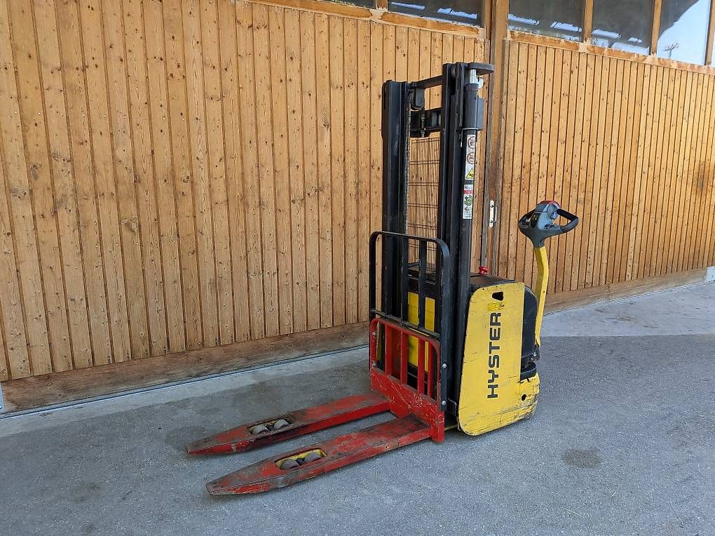 Gabelstapler & Hubwagen: Deichselstapler Ameise Stapler Hyster – Defekt aus Gähwil von Spez90