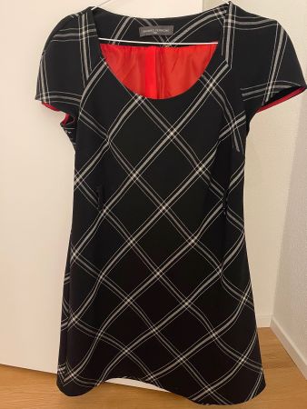 Dress (Italy)